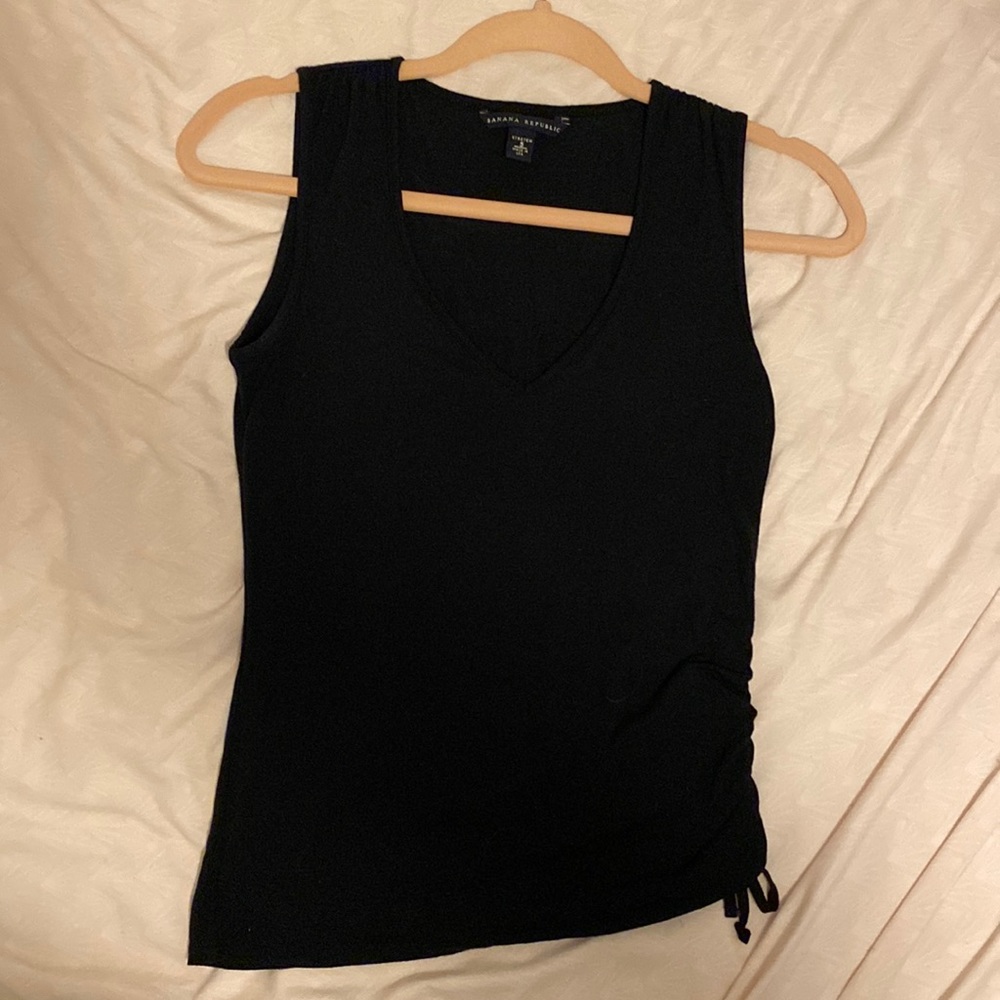 ** Vintage ** Banana Republic Vintage Y2K Small Tank with gathering on left side